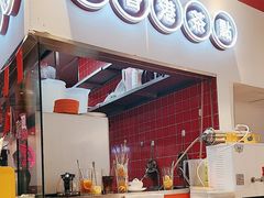 -兴粤匯香港茶餐厅(宝山日月光店)