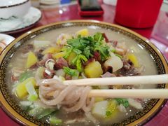 风干羊肉剁荞面-陕北农家小吃风干羊肉剁荞面