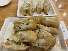 牛肉鍋貼-小姜锅贴(凤凰街店)