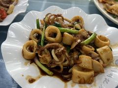 葱爆鱿鱼筒-明记海鲜大排档(巽寮湾店)