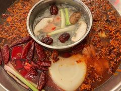 -山城年华老火锅(玉林店)