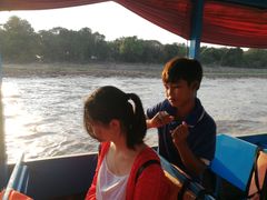 -洞里萨湖