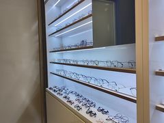 -罗伯特眼镜·蔡司官方授权(前海桂湾店)