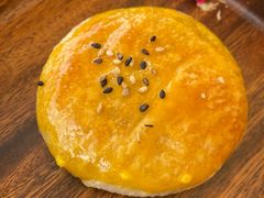 鲜花饼-沿途四季·云南菜·诗酒茶(蓝色港湾店)