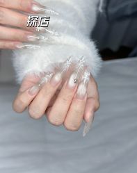 -十月·日式美甲美睫·纹眉