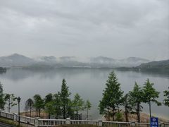 -四明湖