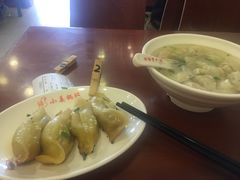 -小姜锅贴(凤凰街店)