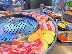-哈哈碳都·牛肋条无限自助烤肉(台江万达店)