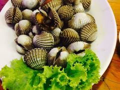 -J Daeng Seafood