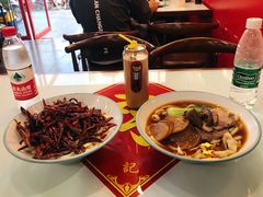 -杨记跷脚牛肉面(临汾鼓楼广场店)