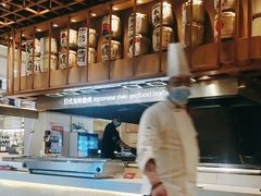 -雍和会海鲜姿造自助(湖东路店)