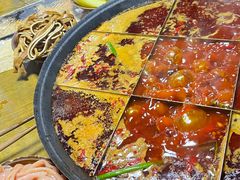 -正南齊北重庆老火锅(光华村直营店)