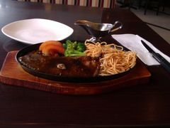 美式黑椒牛排-必胜客(证大大拇指店)