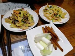 -韩邦朝天锅