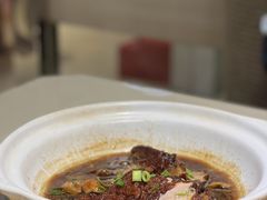 -老码头黑皮肘子锅包肉(赣水路店)