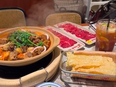 -沙胆彪炭炉牛杂煲(成都玉林店)