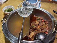-左庭右院鲜牛肉火锅(金山万达店)