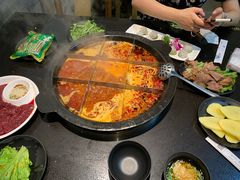-渝宗老灶火锅(巴国城店)