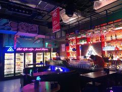 -UP嘻哈酒吧(粉巢店)