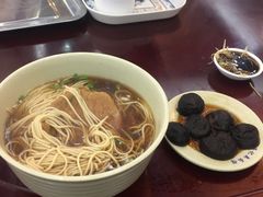 -伟记奥面馆(养育巷店)