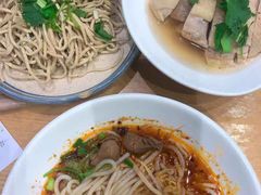 一品麻辣肥肠粉-一品小笼(金融街店)