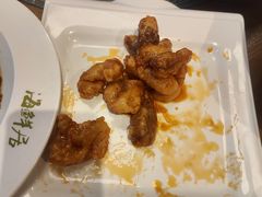 -赶海部落海鲜城(海阳路店)