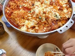 -亲昵春川鸡排(韩国美食街店)