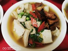 -蓝田九大碗民俗食府(蓝田店)