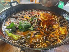 -鸿顺老铁锅美蛙鱼府(解放碑店)