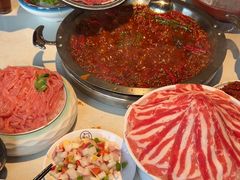 -茅草房·河畔园林火锅
