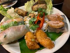 -大头虾越式风味餐厅(光明广场店)