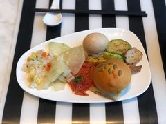 -万达文华酒店·48F云端窗景美食汇自助餐厅