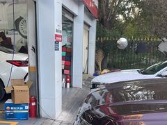 -昆仑润滑汽车服务中心(世纪金源旗舰店)