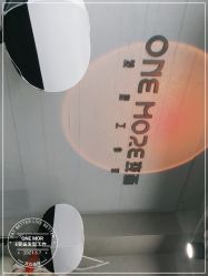 -变画·发型STUDIO