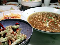 -初蓉丨遇见新川菜(亲贤街荣耀店)