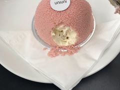 -UNI UNI(环亚凯瑟琳店)
