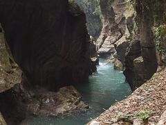 -蝶舞清江·恩施地心谷景区
