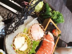 -湊湊火锅·茶憩(新中关购物中心店)