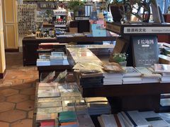-新华书店(龙头路店)