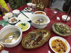 -乡土特色.冷锅鱼.牦牛肉汤锅