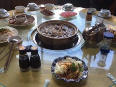 -东巴谷野生菌火锅餐厅