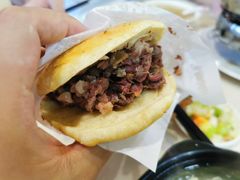 精品火烧-闫家驴肉老店(华电一校店)