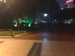 -中天钢铁体育馆(南一门店)