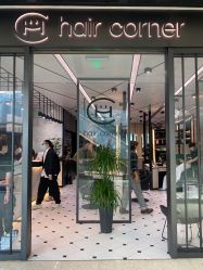 -HAIR CORNER
