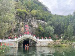 -伏牛地下河景区