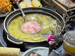 -小椒娘撒椒鱼火锅(三八广场店)