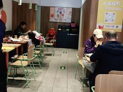 大堂-麦当劳(安定门外大街店)
