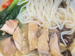 -蒙自源米线大王(花园城商场店)