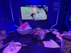-唯爱KTV聚会餐厅(仙林东城汇店)