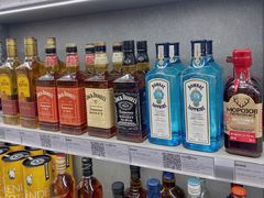 -宝龙城(杭州滨江店)